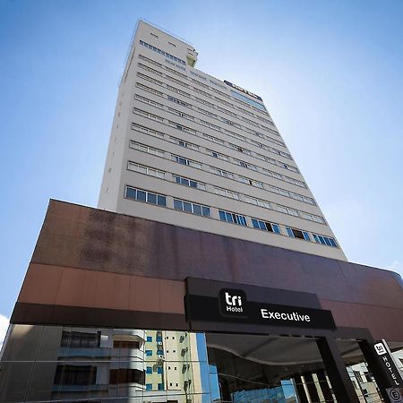 Tri Hotel Executive Бруски Экстерьер фото