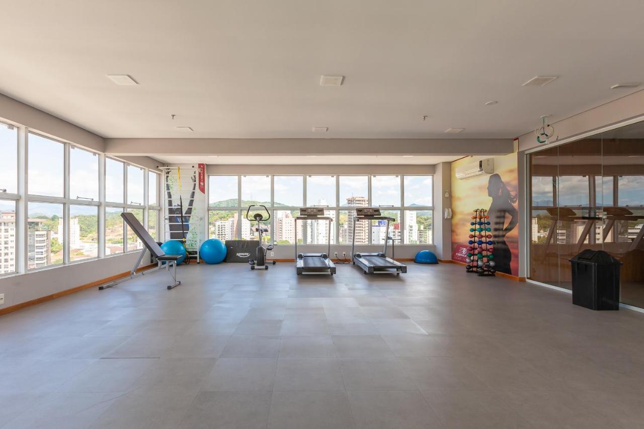 Tri Hotel Executive Бруски Экстерьер фото