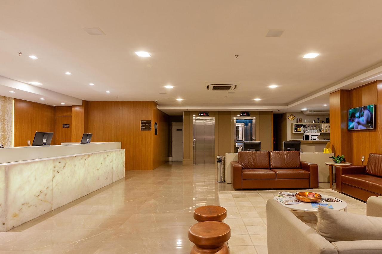 Tri Hotel Executive Бруски Экстерьер фото