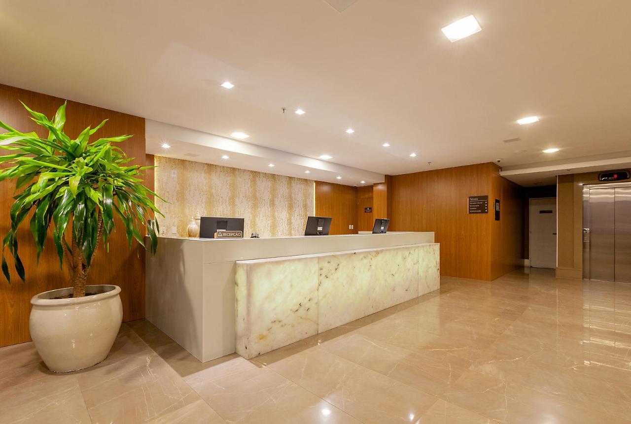 Tri Hotel Executive Бруски Экстерьер фото