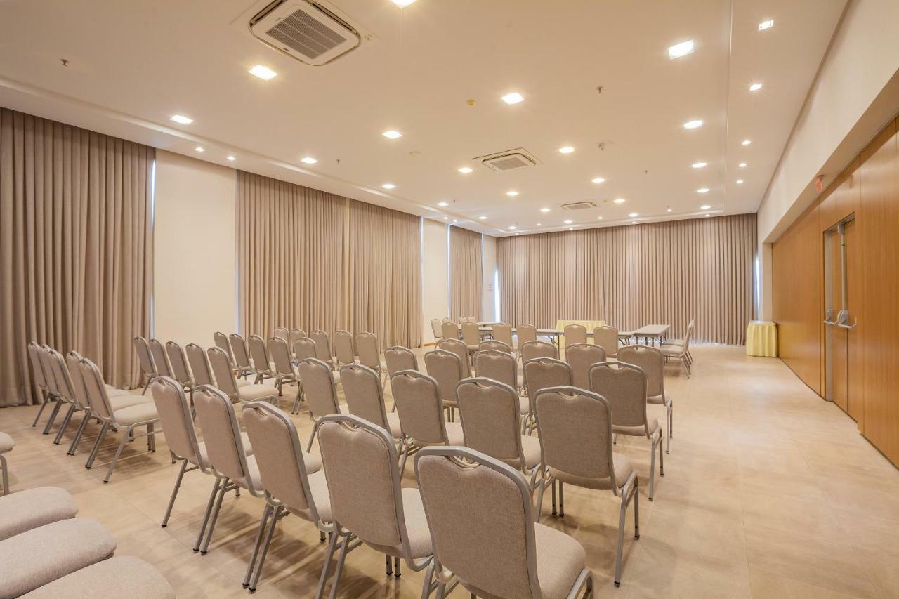 Tri Hotel Executive Бруски Экстерьер фото