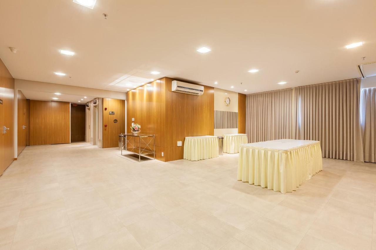 Tri Hotel Executive Бруски Экстерьер фото