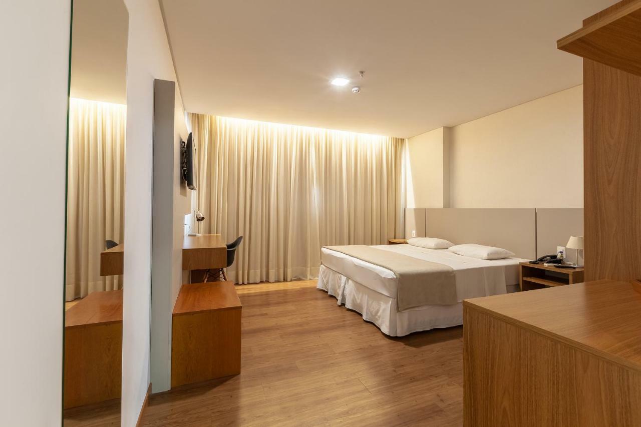 Tri Hotel Executive Бруски Экстерьер фото